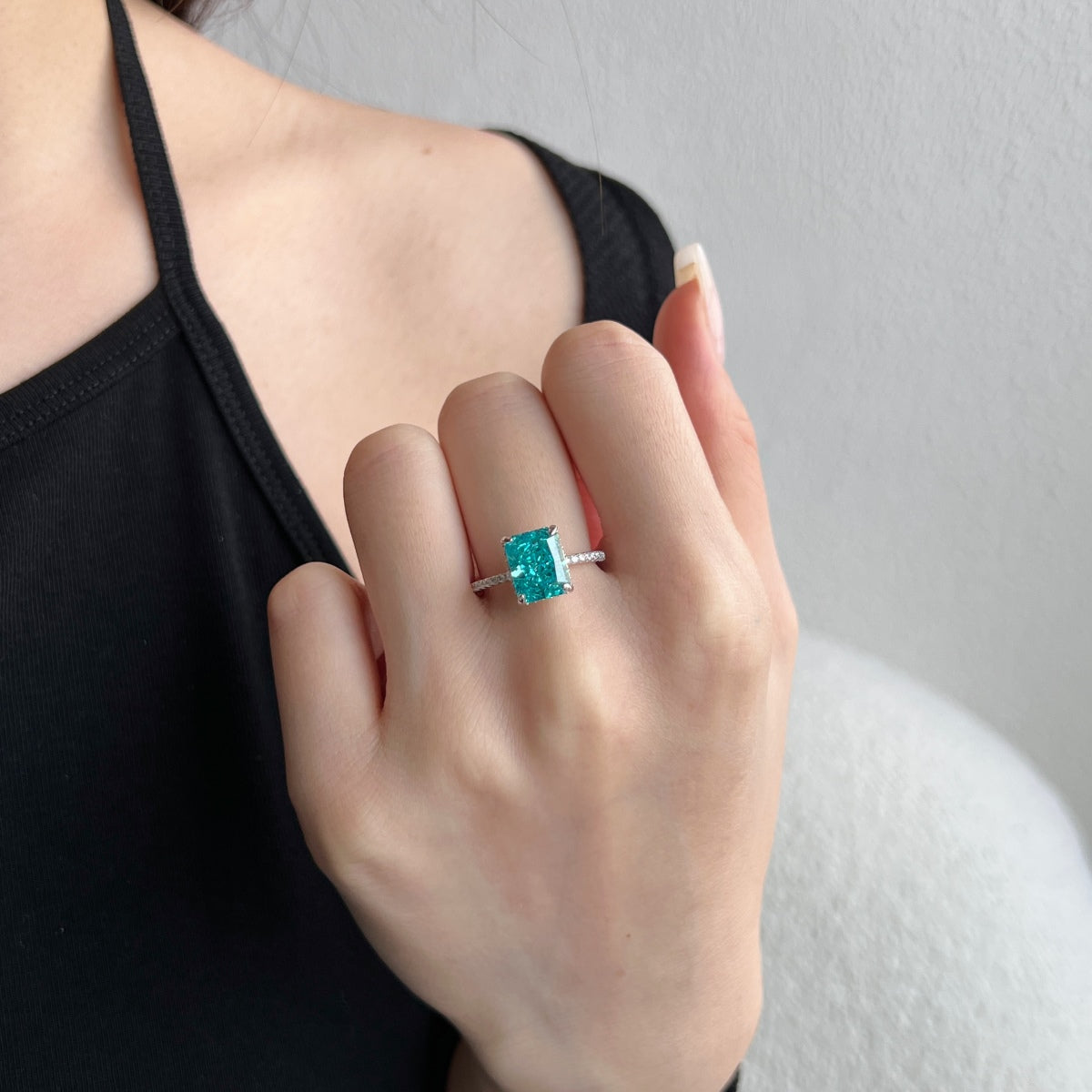 [Aurora]4.0 Carat Luxurious Engagement Ring