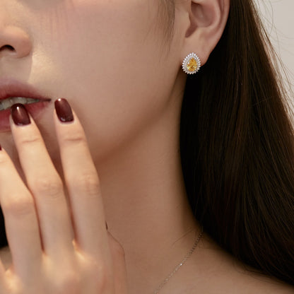 [AURORA]繊細でゴージャスなペアカットのデイリーピアス