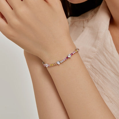 [AURORA] Romantisches Armband in Herzform mit rundem Schliff