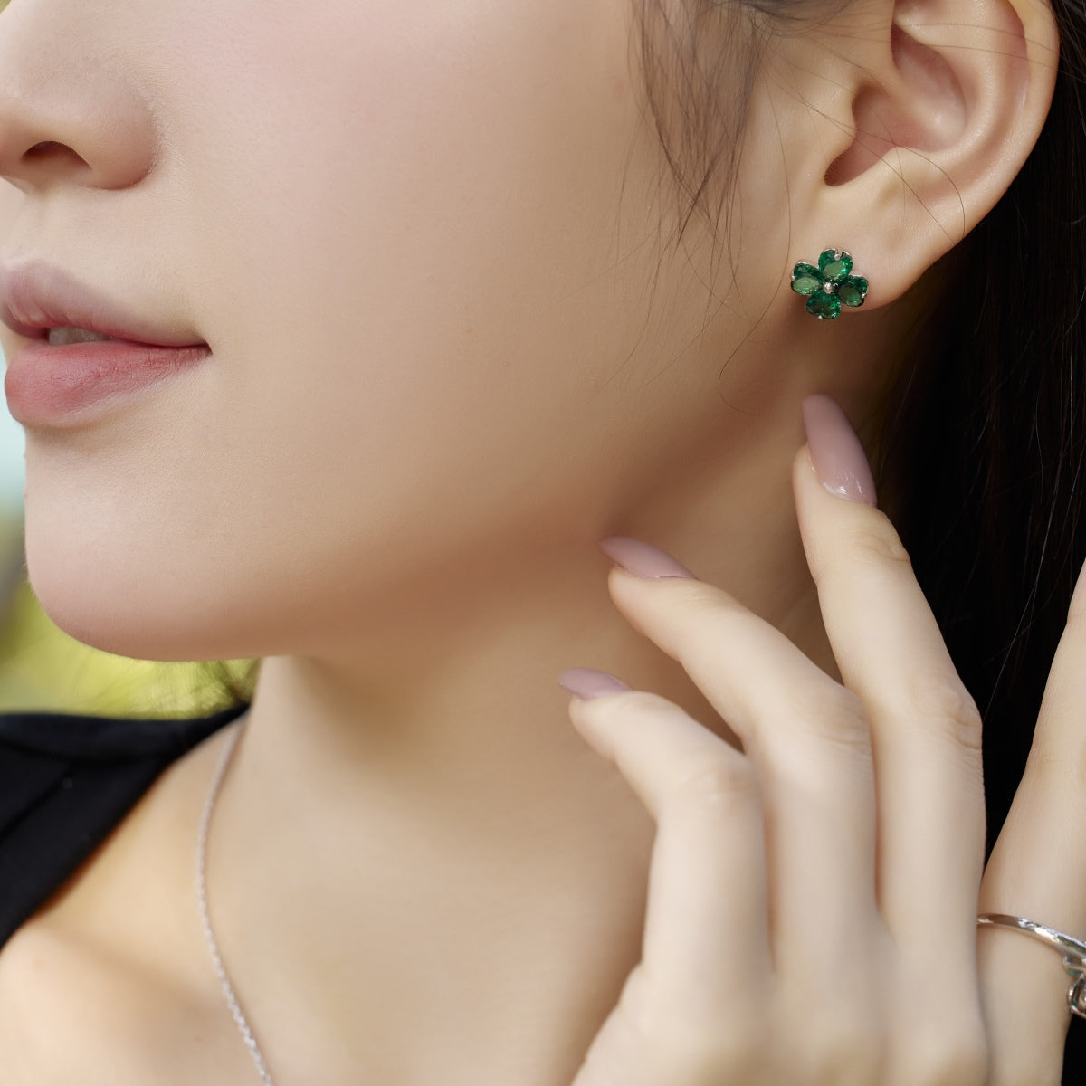 [Aurora]Four-Leaf Clover Ball Earrings