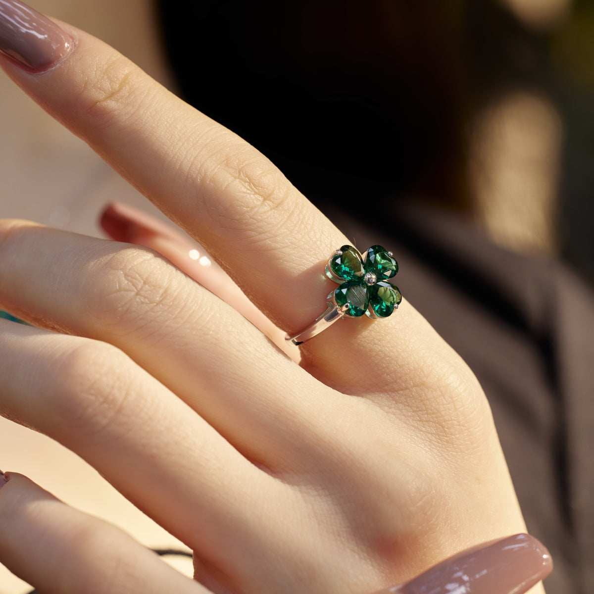 [Aurora]Heart-shaped Four-Leaf Clover Ball Ring