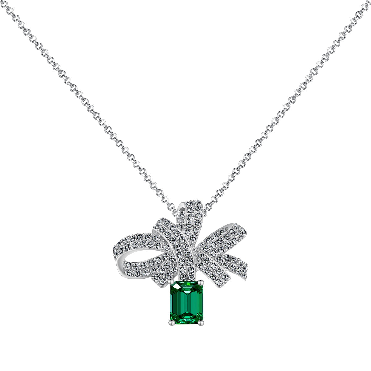 [AURORA]Luxurious Flower Shape Emerald Cut Necklace