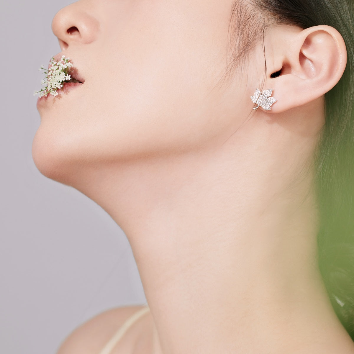 [Aurora]Exquisite Maple Leaf Design Earrings