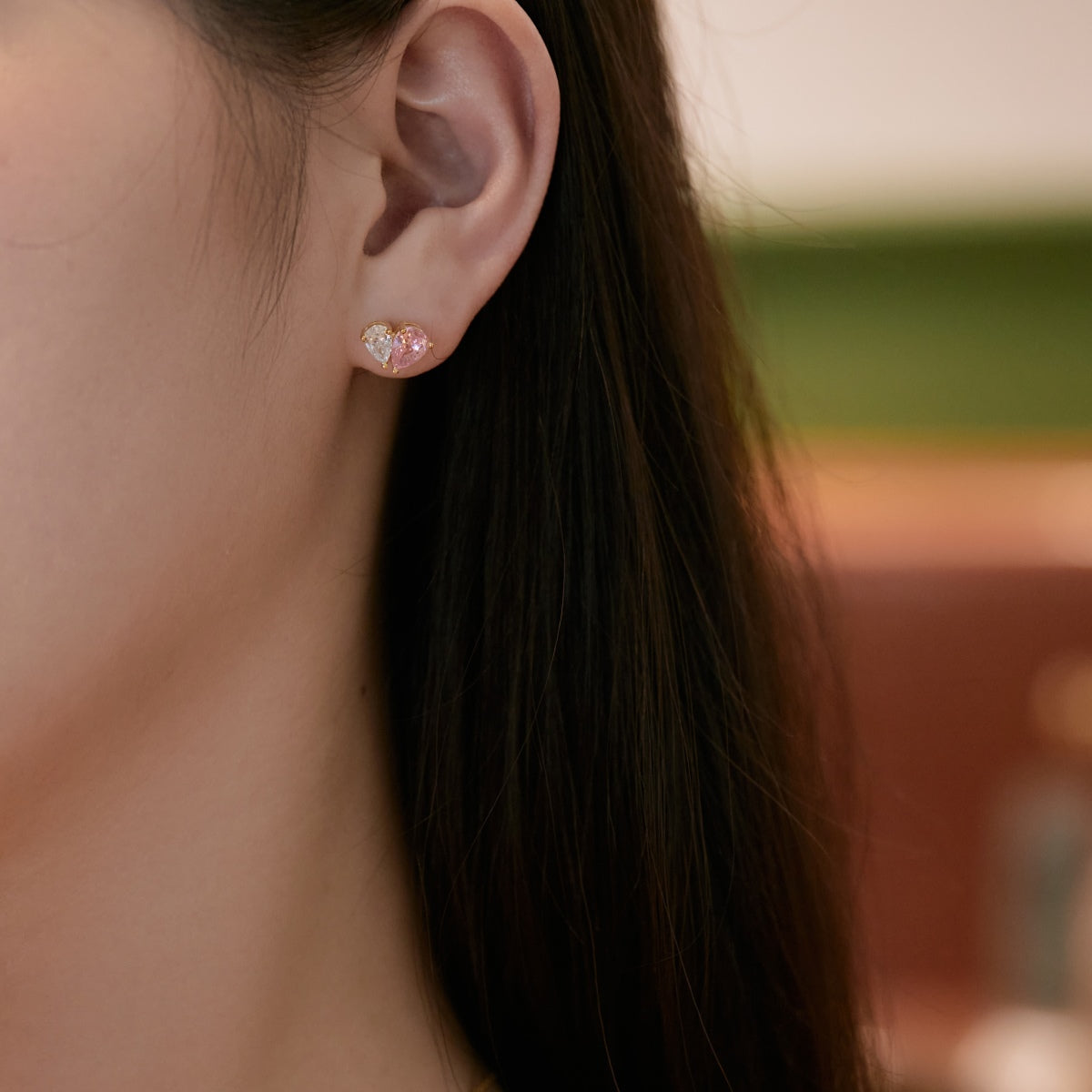 [Aurora]Dazzling Elegant Heart Cut Lover Earrings