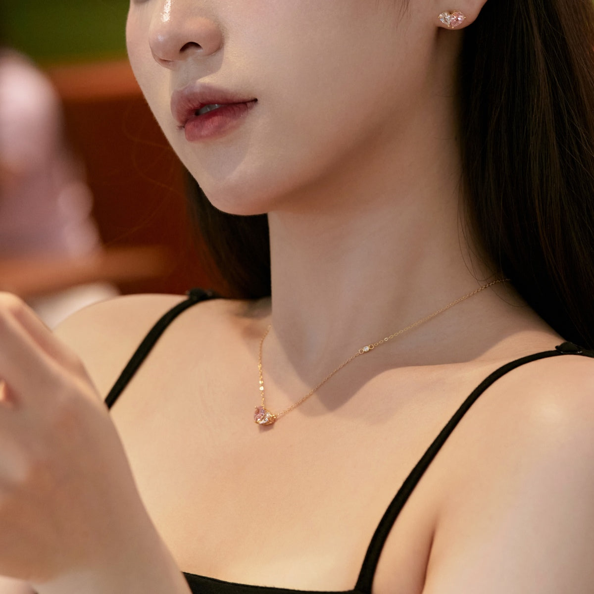 [Aurora]Unique Heart Shape Necklace
