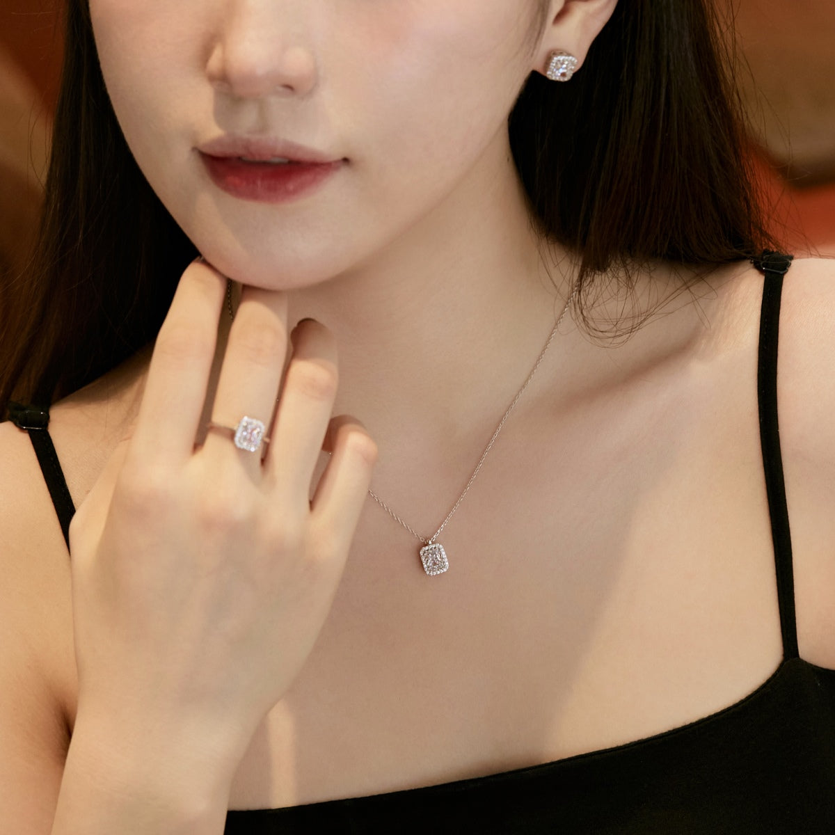 [Aurora]1.0 Carat Luxurious Dainty Emerald Cut Daily Earrings