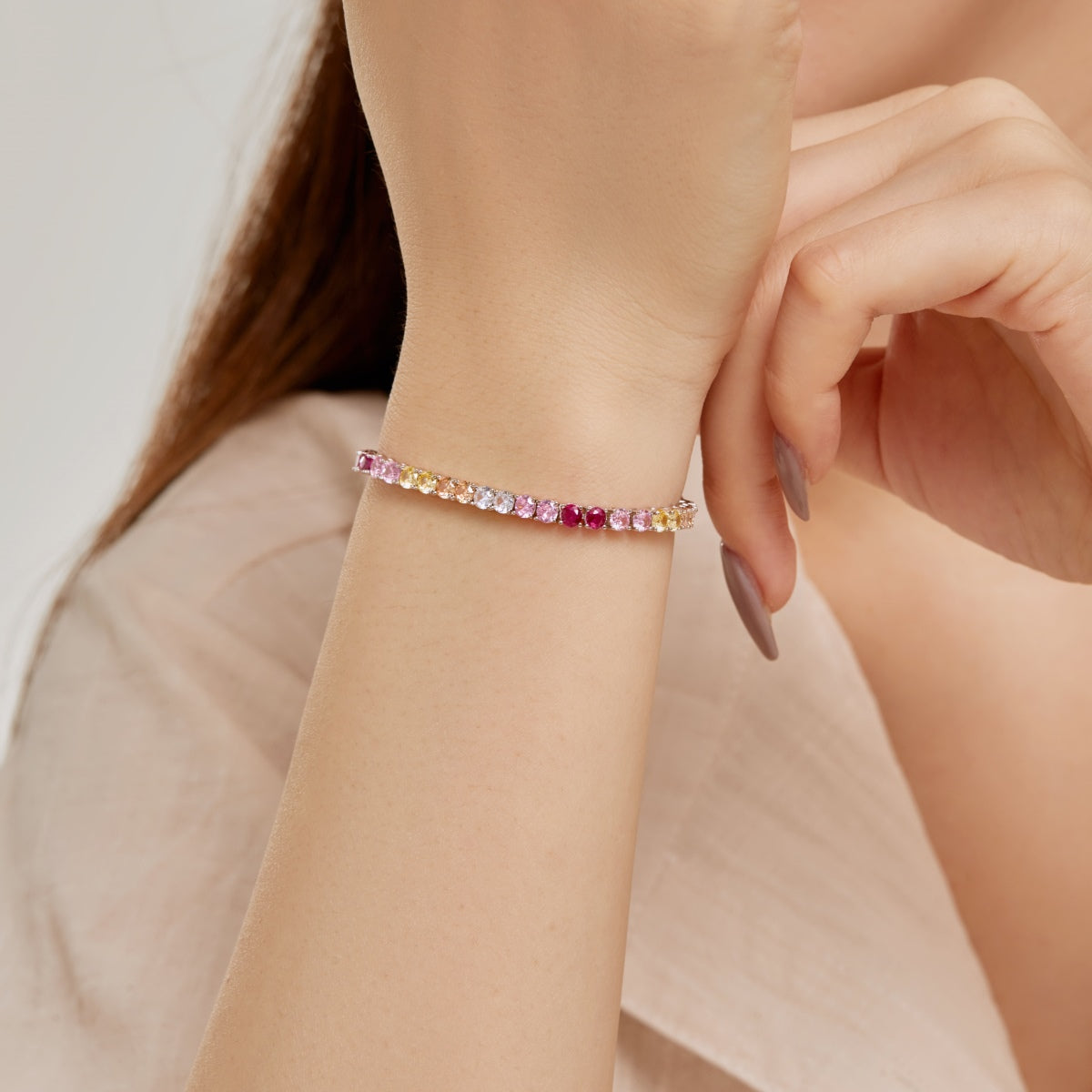 [AURORA] Strahlend buntes Tennisarmband im Rundschliff