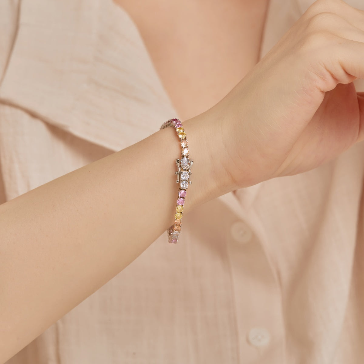 [AURORA] Strahlend buntes Tennisarmband im Rundschliff