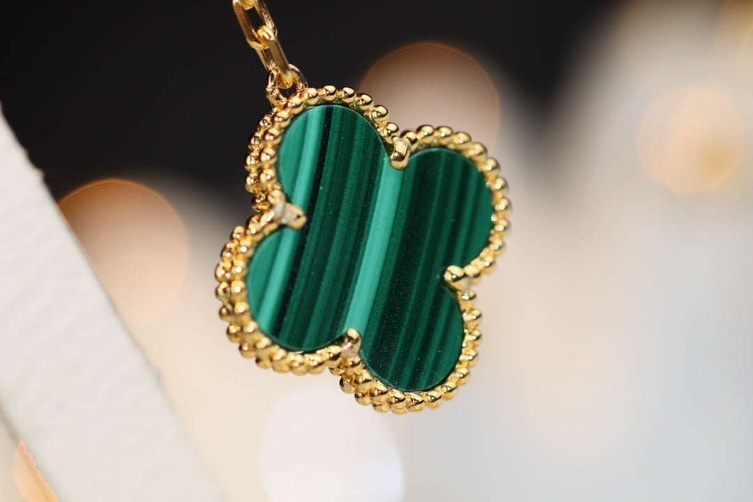 [Aurora]CLOVER EARRINGS GOLD MALACHITE DIAMOND 3 MOTIF