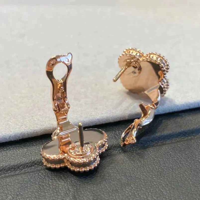 [Aurora]CLOVER MEDIUM 1 MOTIFS GRAY MOP  DIAMOND EARRINGS