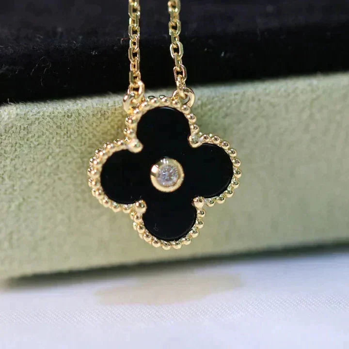 [Aurora]CLOVER 15MM DIAMOND ONYX NECKLACE