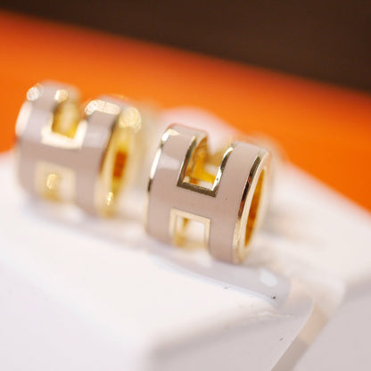 [Aurora]MINI POP H GOLD EARRINGS GREY