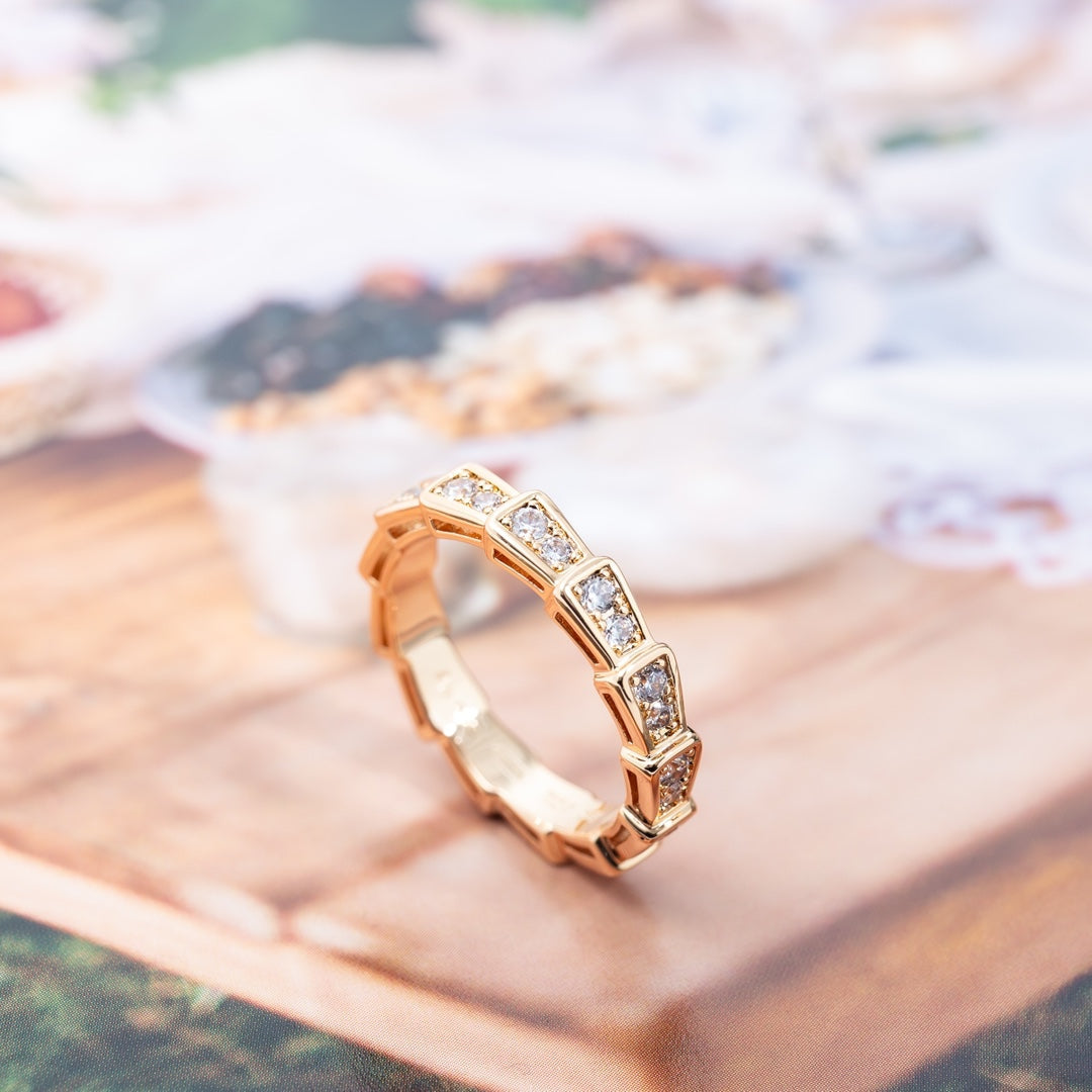 [AURORA]SERPENTI RING ROTGOLD DIAMANTEN 3MM