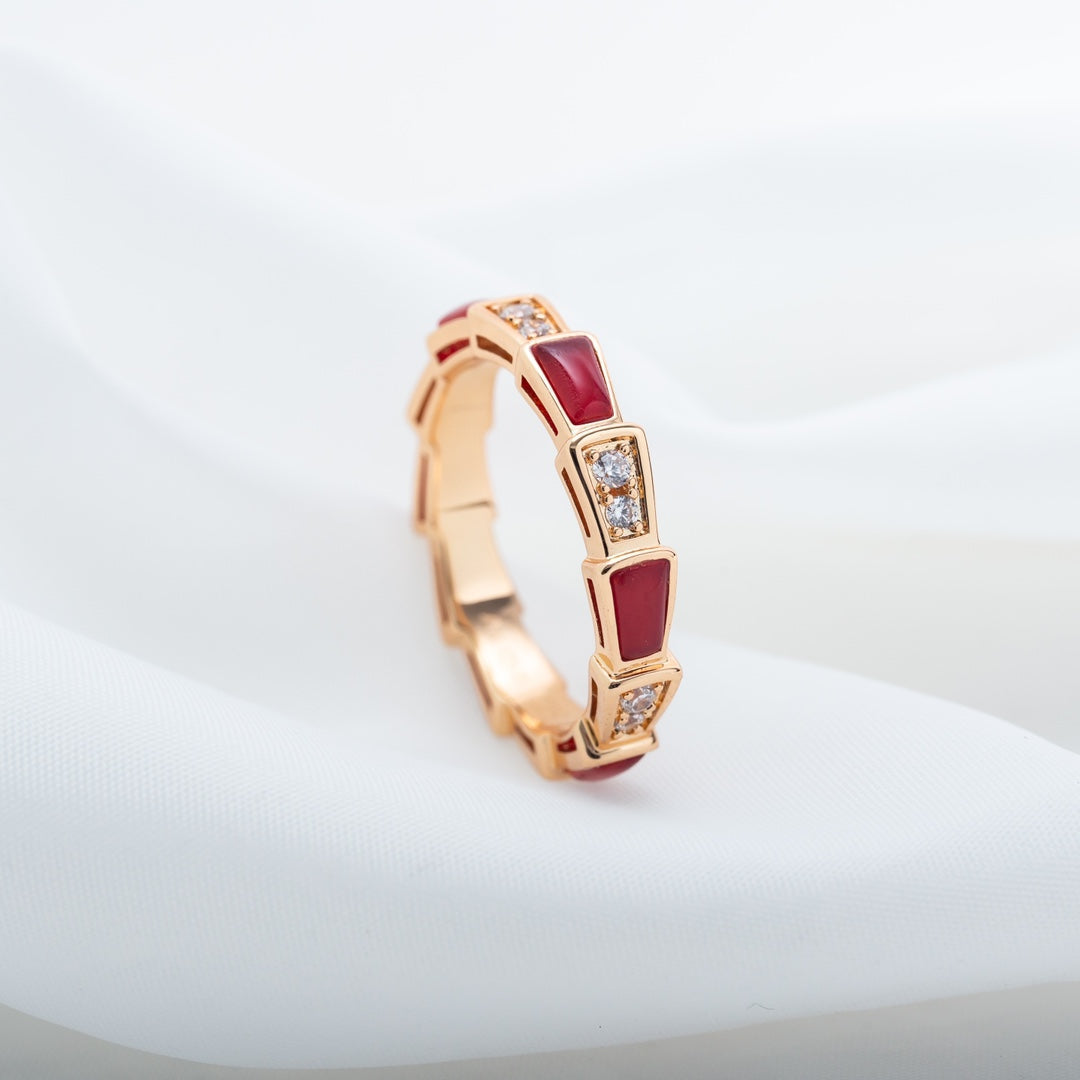 [AURORA]SERPENTI RING ROTGOLD KARNEOL DIAMANT 3MM
