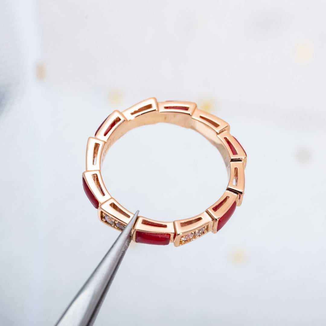 [AURORA]SERPENTI RING ROTGOLD KARNEOL DIAMANT 3MM