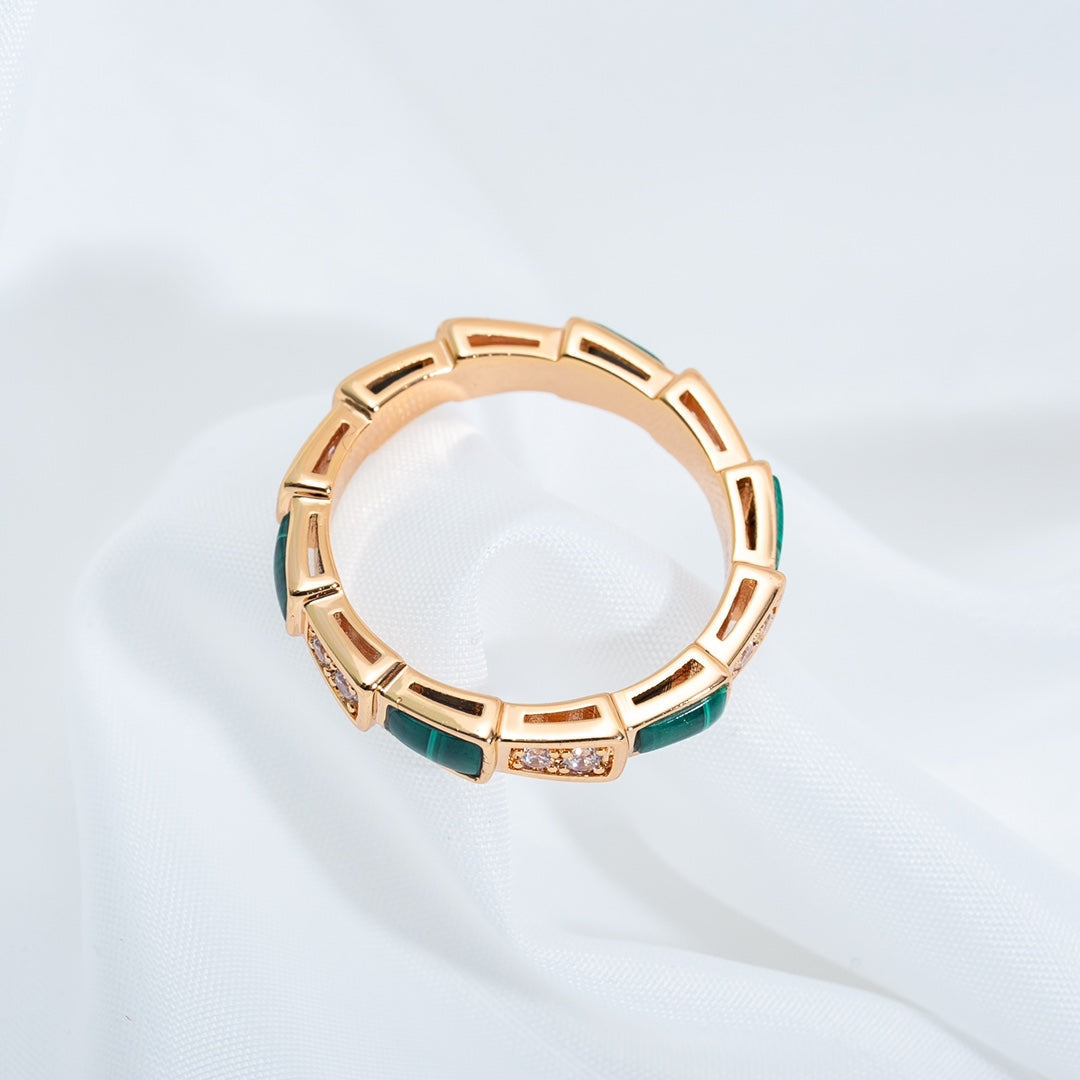 [Aurora]SERPENTI RING PINK GOLD MALACHITE DIAMOND 3MM