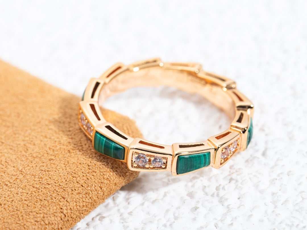 [Aurora]SERPENTI RING PINK GOLD MALACHITE DIAMOND 3MM