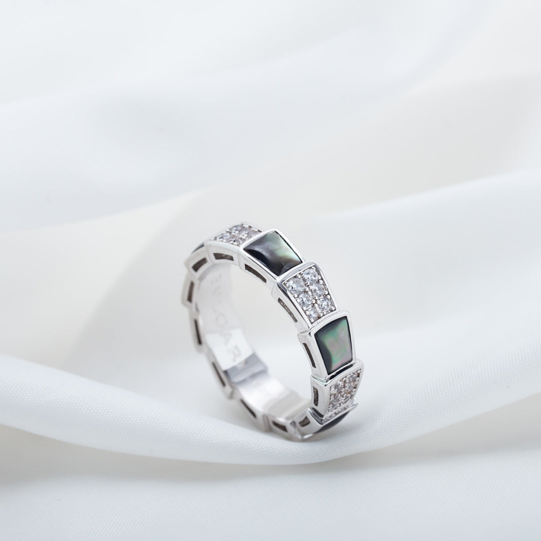 [AURORA]セルペンティリング シルバー ダイヤモンド ブラック モップ 4mm