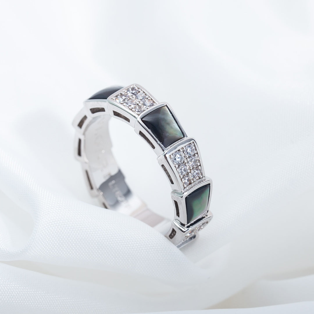 [AURORA]セルペンティリング シルバー ダイヤモンド ブラック モップ 4mm