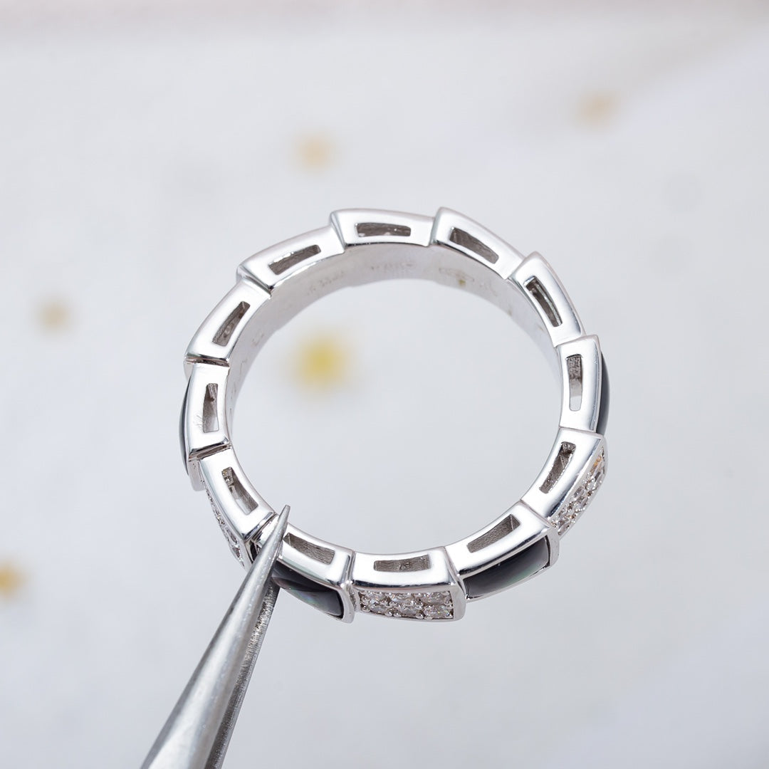 [AURORA]セルペンティリング シルバー ダイヤモンド ブラック モップ 4mm