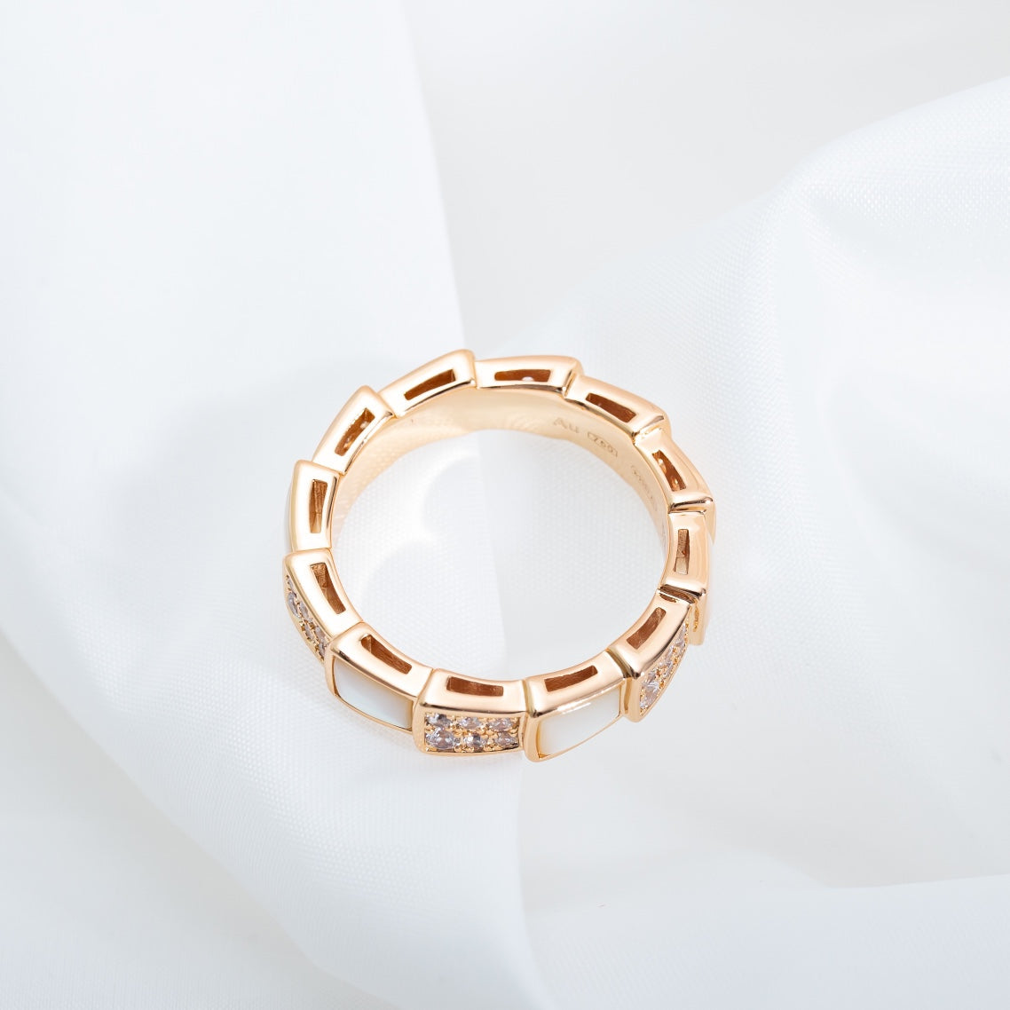 [AURORA]SERPENTI RING ROTGOLD MIT DIAMANTEN 4MM