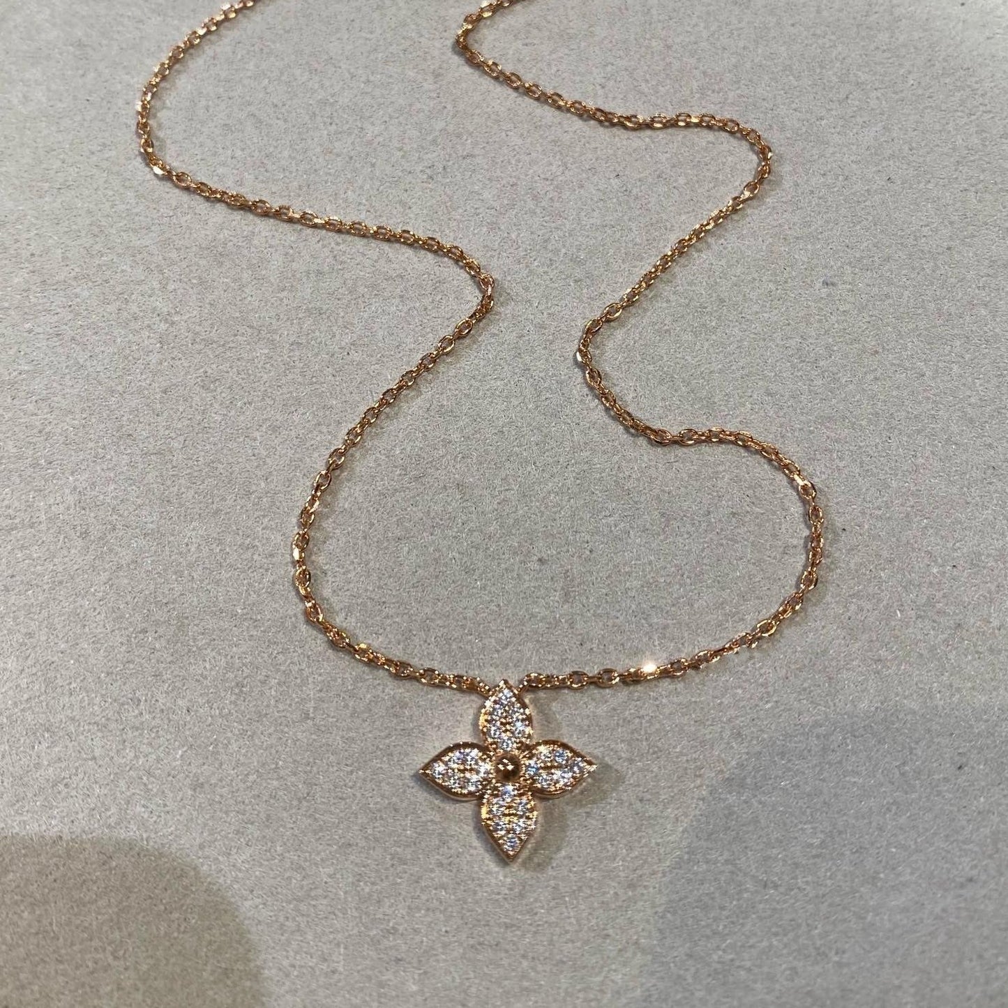 [Aurora]STAR DIAMOND NECKALCE