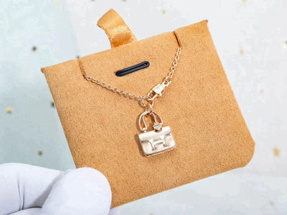 [Aurora]AMULETTE PEDANT ROSE GOLD NECKLACE