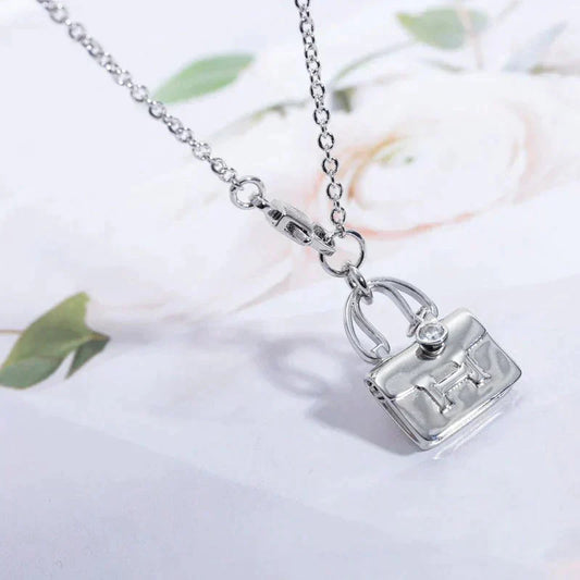 [Aurora]AMULETTE PEDANT SILVER NECKLACE