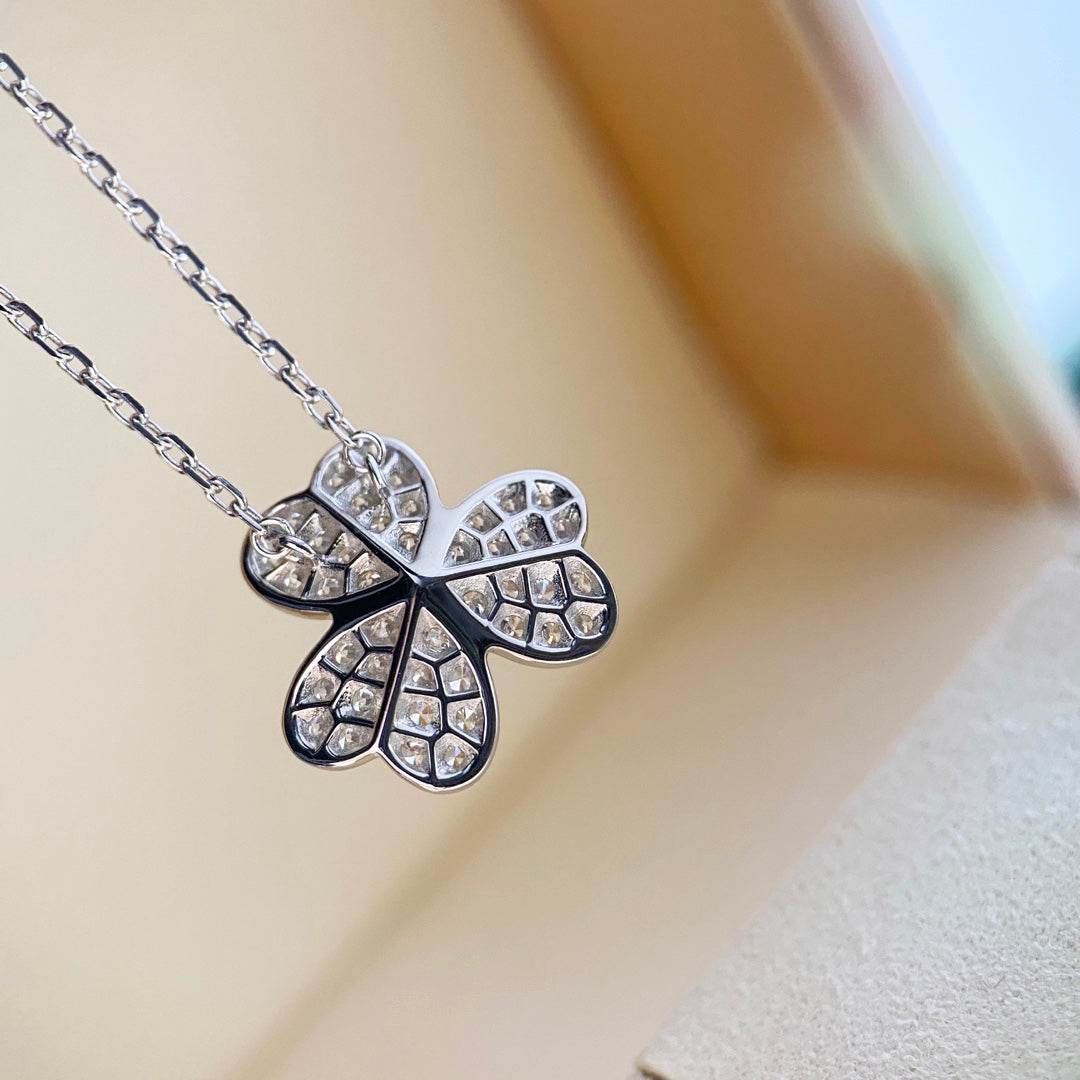 [Aurora]CLOVER DIAMOND NECKLACE SILVER