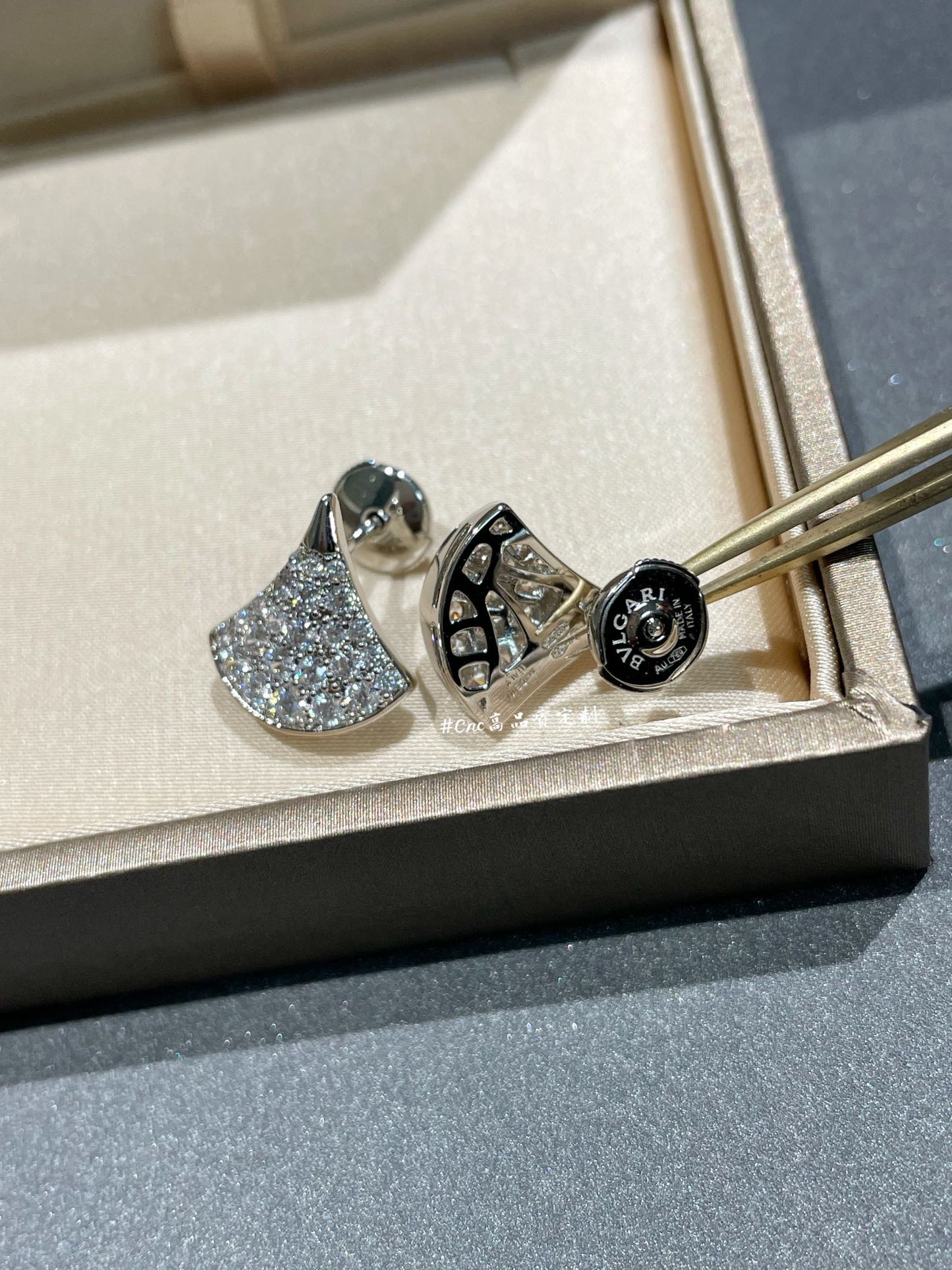 [Aurora]DREAM STUD EARRINGS DIAMOND