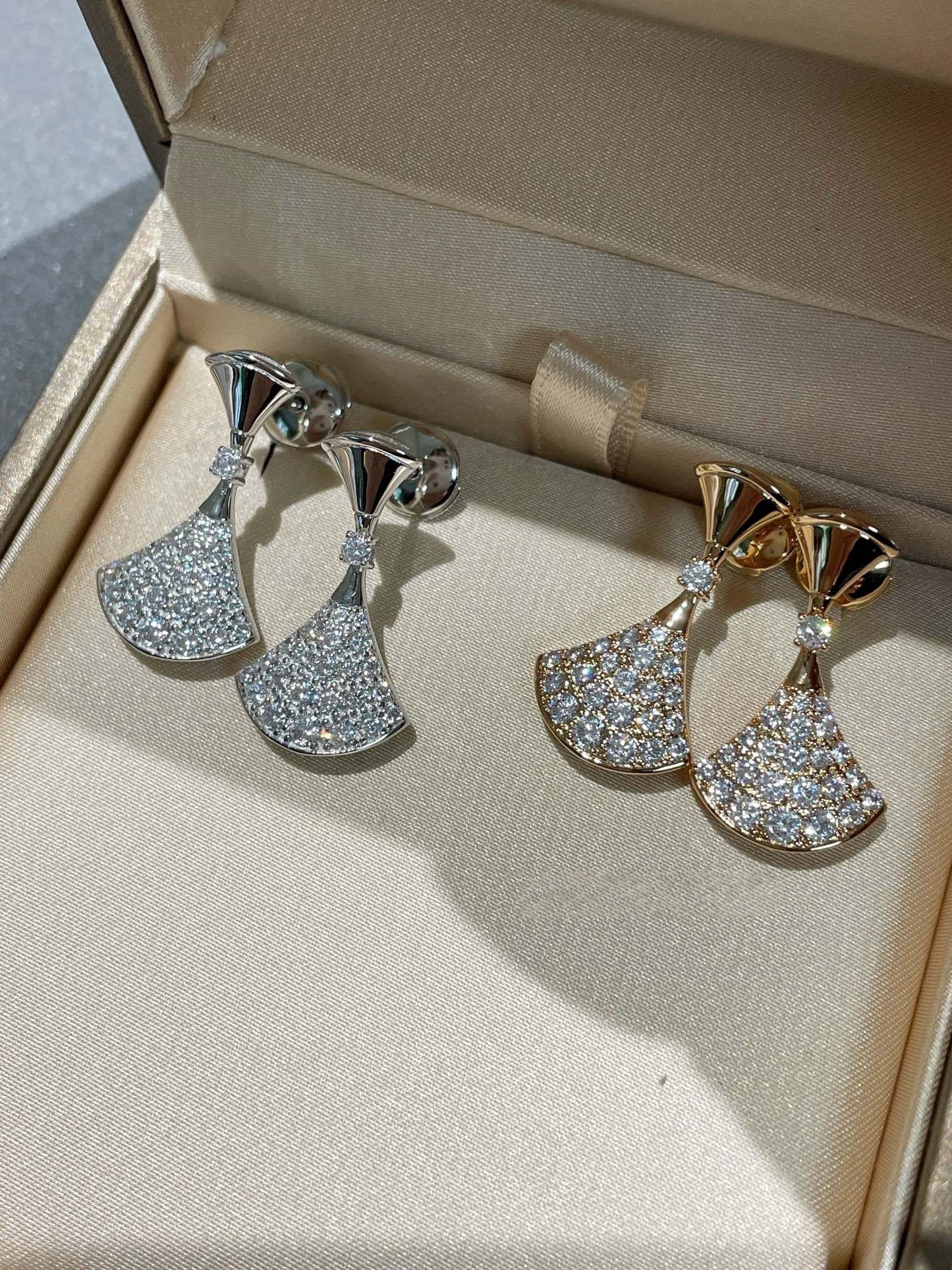 [Aurora]DREAM EARRINGS DIAMOND