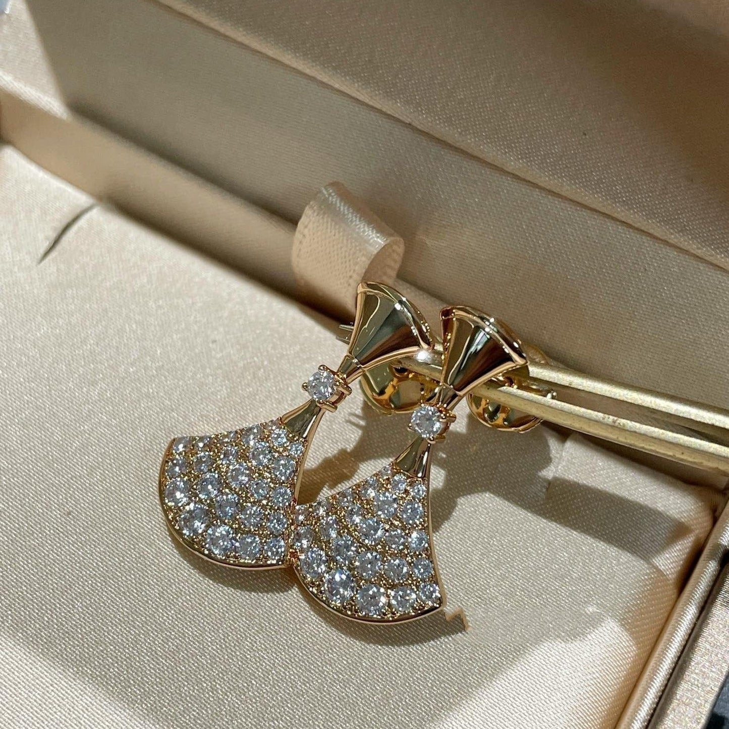 [Aurora]DREAM EARRINGS DIAMOND