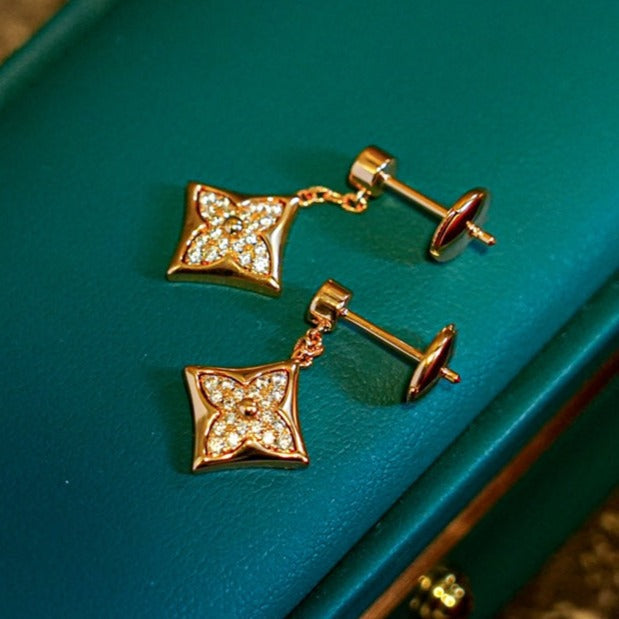 [Aurora]STAR DIAMONDS EARRINGS GOLD