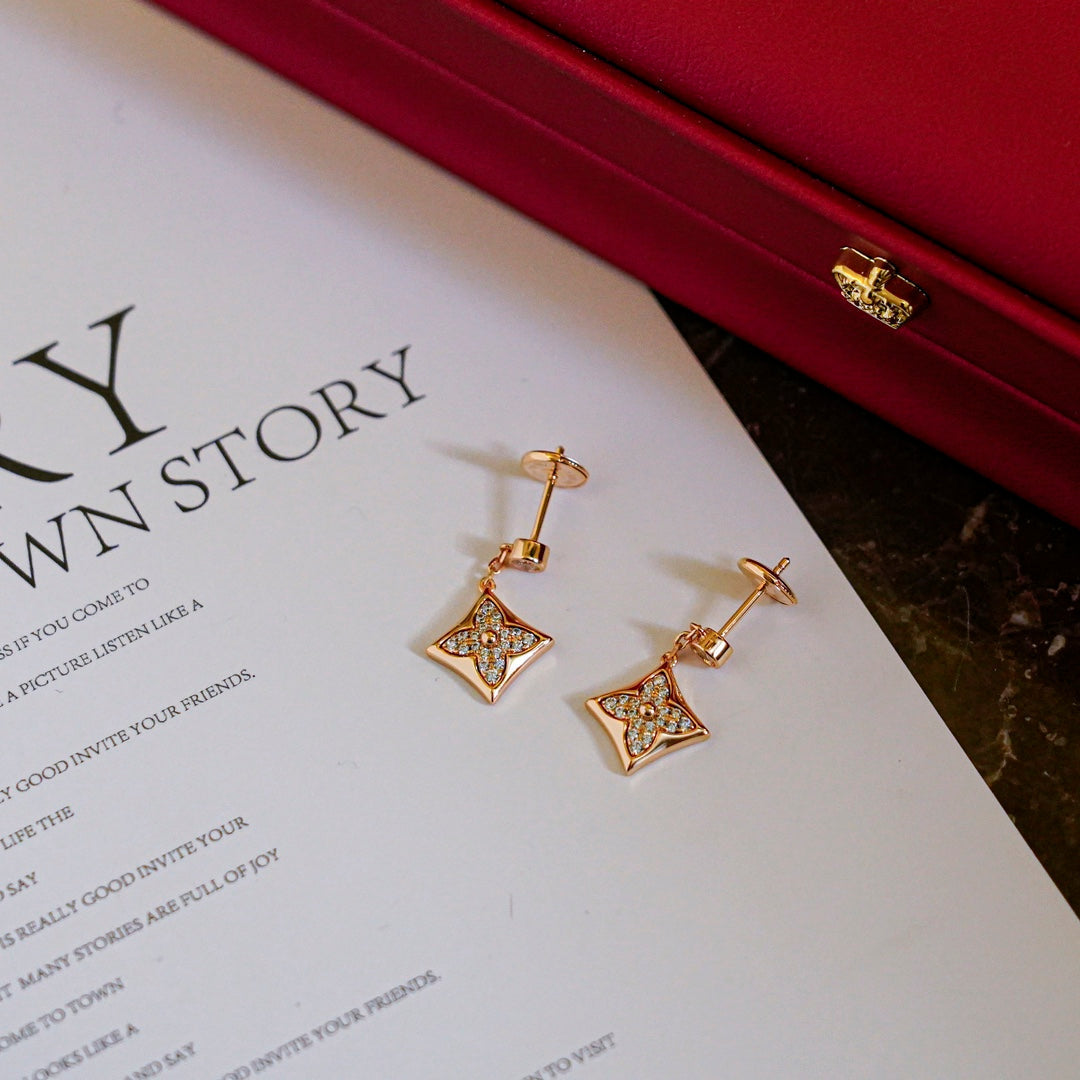 [Aurora]STAR DIAMONDS EARRINGS GOLD