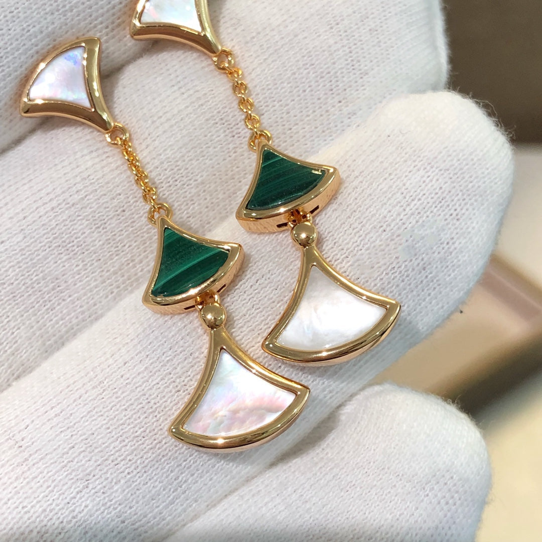 [Aurora]DREAM EARRINGS 3 MOTIFS MALACHITE MOP PINK GOLD