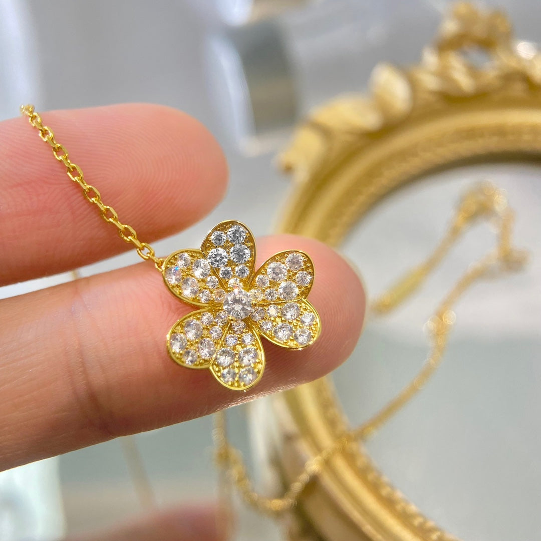 [Aurora]FLOWER DIAMOND NECKLACE