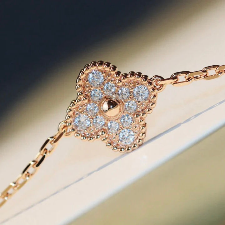[Aurora]CLOVER 20 MOTIFS LASER DIAMOND NECKLACE