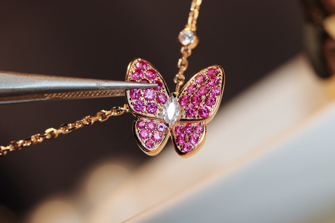 [Aurora]BUTTERFLY RED DIAMOND ROSE GOLD NECKLACE