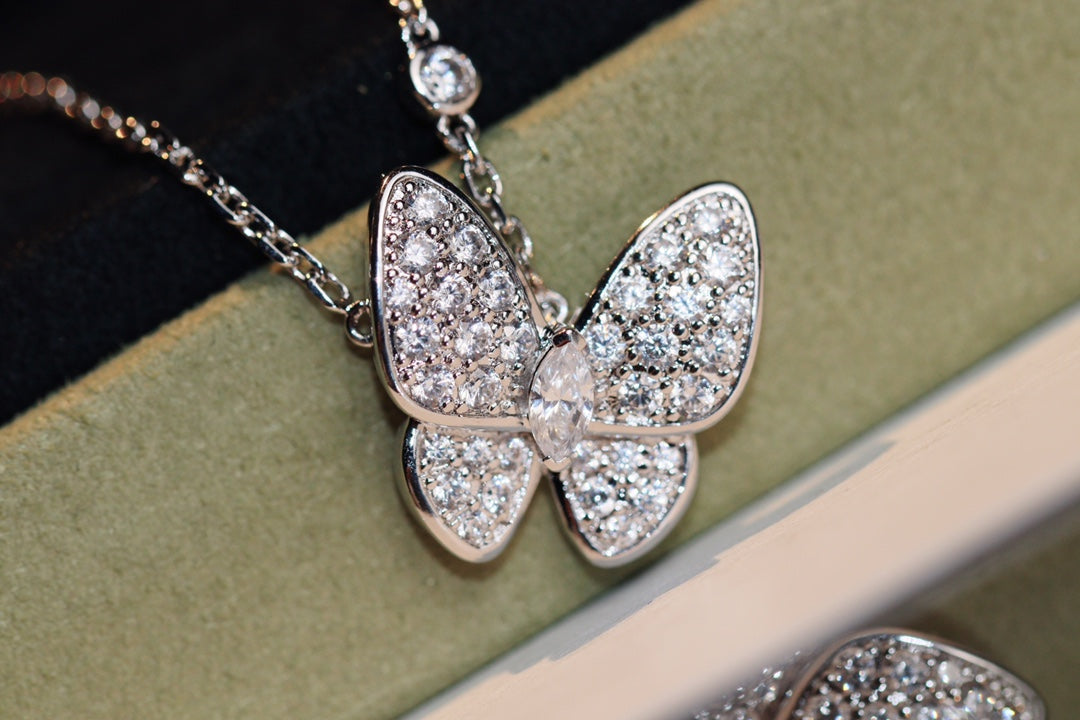 [Aurora]BUTTERFLY DIAMOND NECKLACE