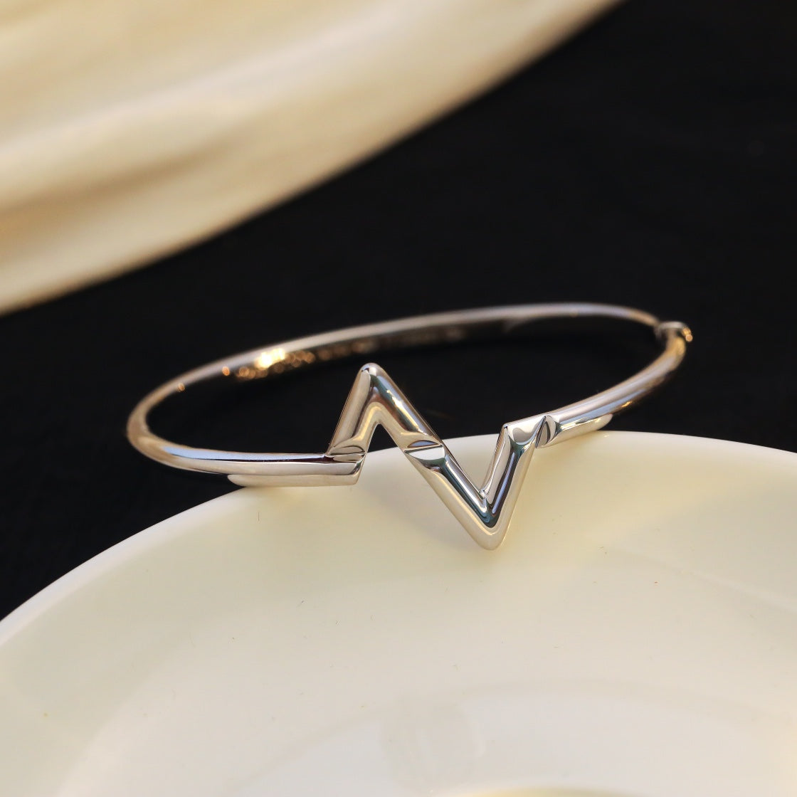 [Aurora]VOLTE UPSITE DOWN BRACELET