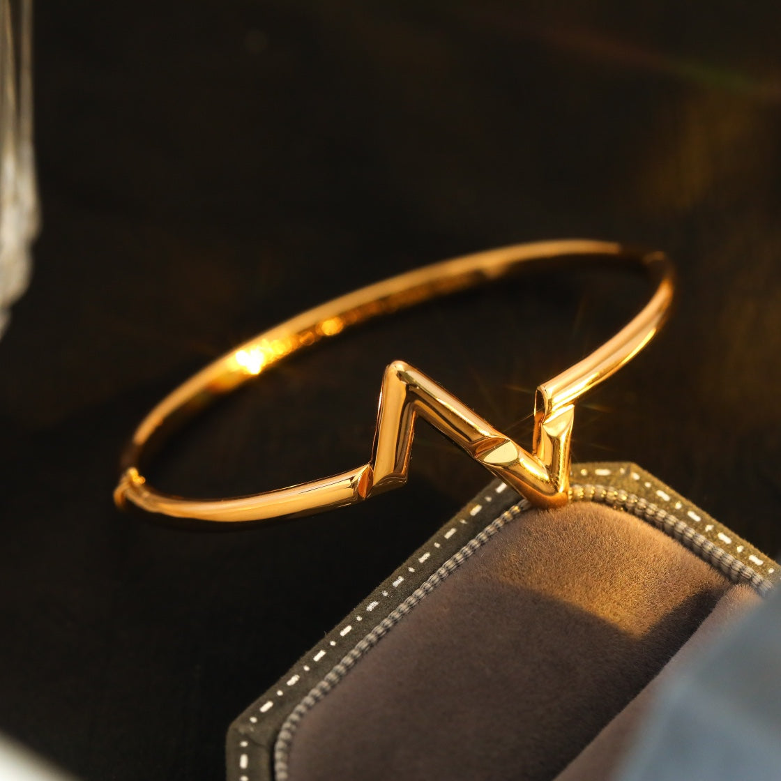 [Aurora]VOLTE UPSITE DOWN BRACELET