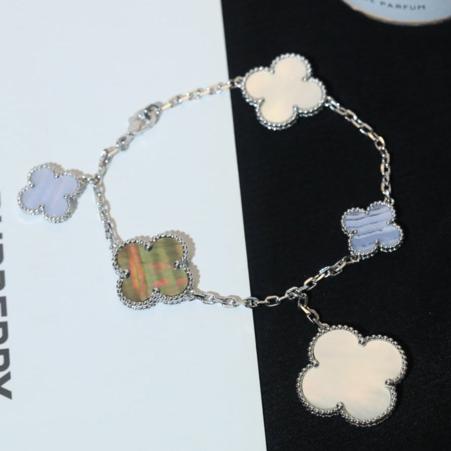 [AURORA]CLOVER BRACELET 5 MOTIFS MOP CHALCEDONY SILVER