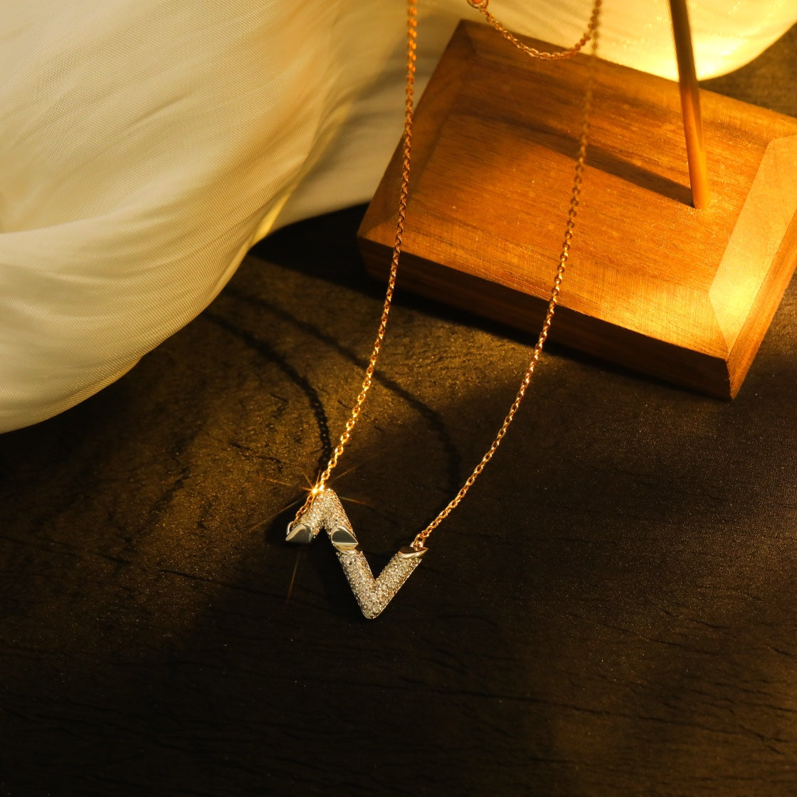 [Aurora]VOLT SILVER DIAMOND PEDANT NECKLACE