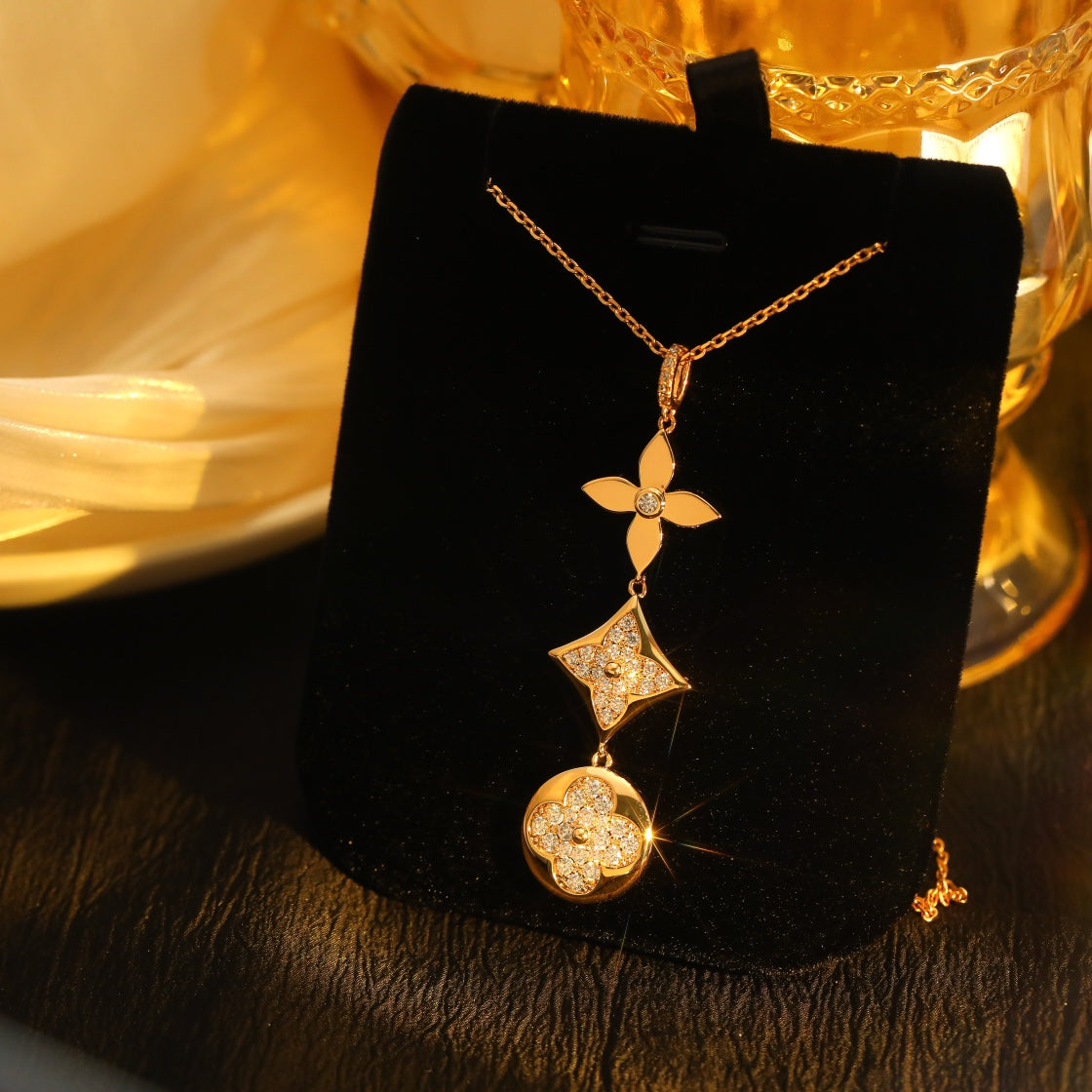 [Aurora]STAR AND SUN DIAMOND PINK GOLD NECKLACE