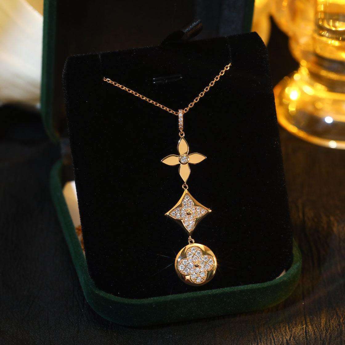 [Aurora]STAR AND SUN DIAMOND PINK GOLD NECKLACE