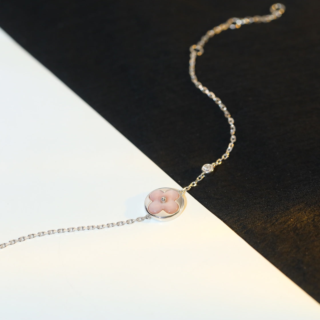 [Aurora]SUN MOTIF PINK MOP SILVER BRACELET