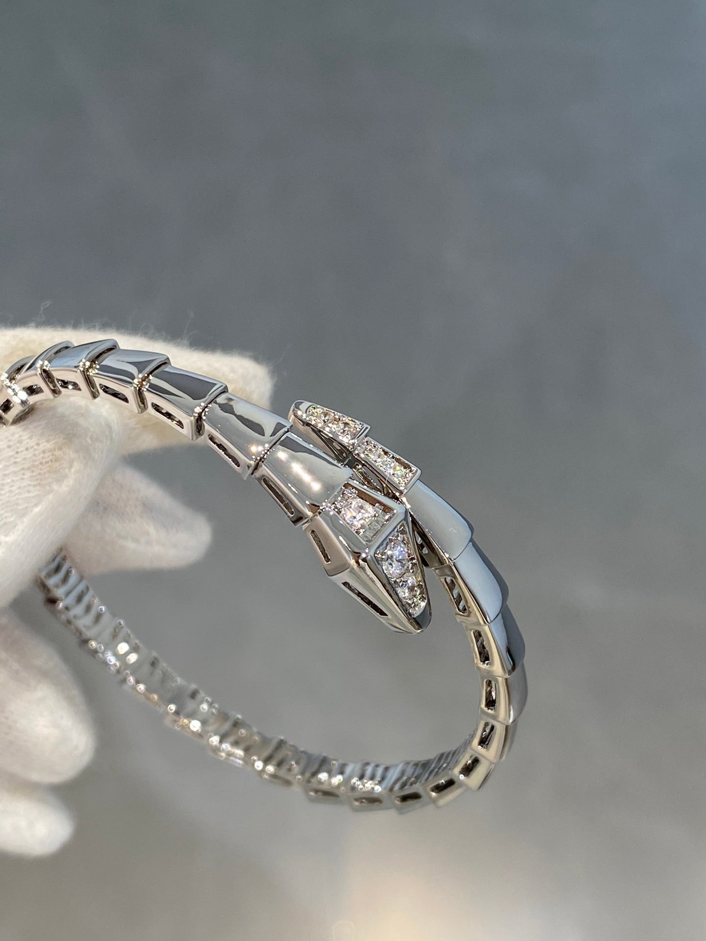 [Aurora]SERPENTI BRACELET DIAMONDS SILVER