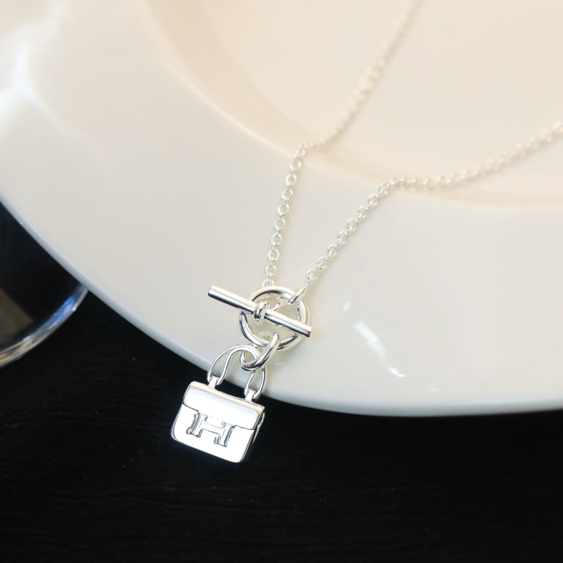 [Aurora]POP H PEDANT SILVER NECKLACE