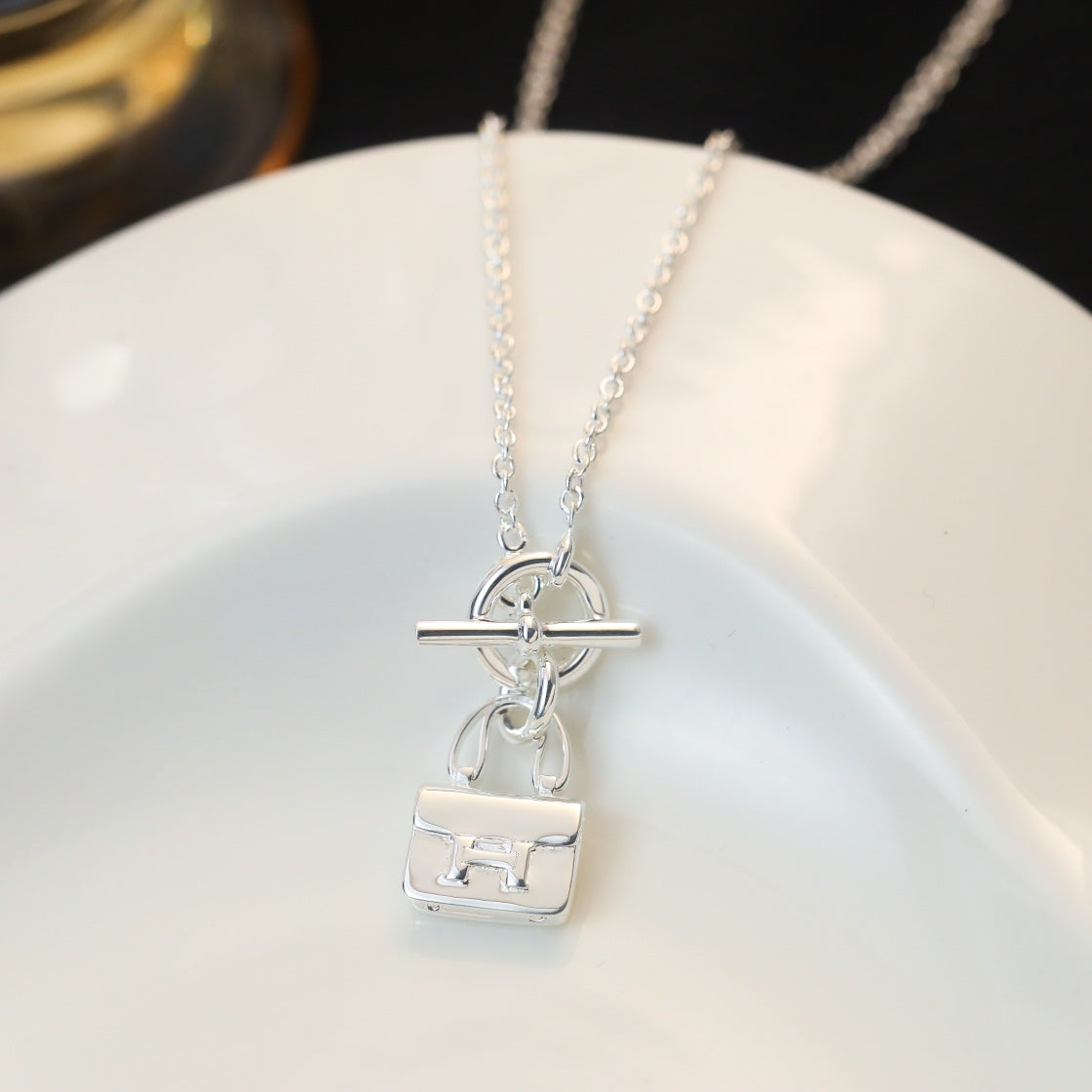 [Aurora]POP H PEDANT SILVER NECKLACE