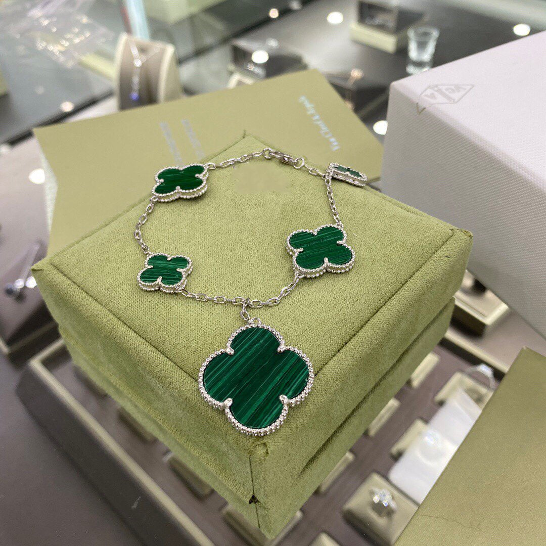 [Aurora]CLOVER 5 MOTIFS SIVLER MALACHITE BRACELET